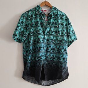 Beautiful Giant Green and Black Button Down Sz L